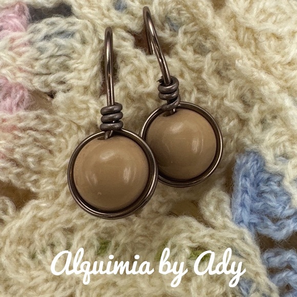 Alquimia Tan Dangle Earrings with Wire Wrap Design - Picture 1 of 1